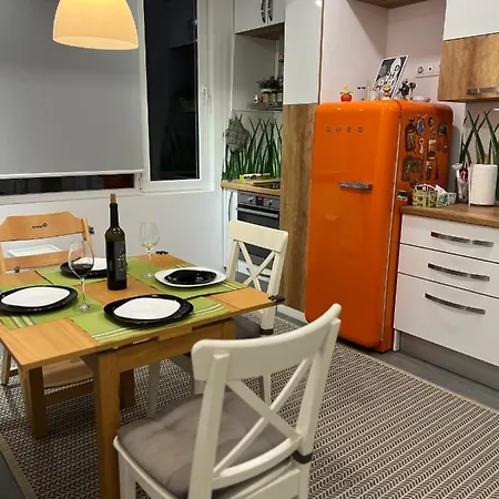 Apartment Fabulous New In